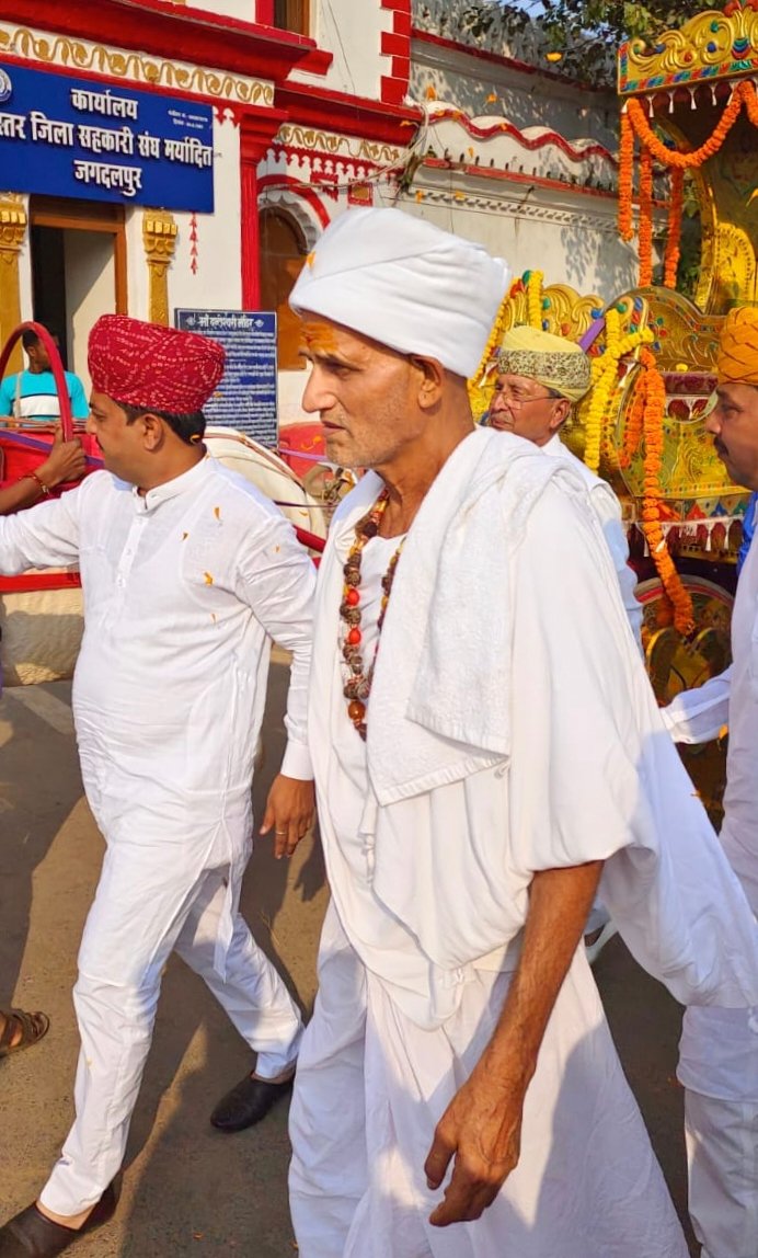 संत तुलसाराम महाराज का हुआ नगर आगमन, भक्तों ने लगाएं जयकारे