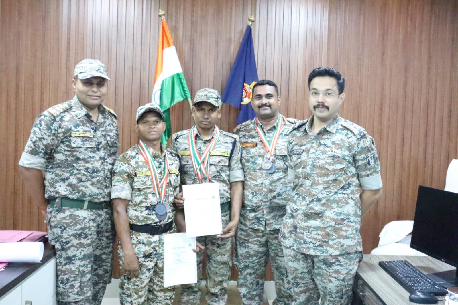 राज्यस्तरीय रायफल शूटिंग प्रतियोगिता में जवानों ने जीते मेडल