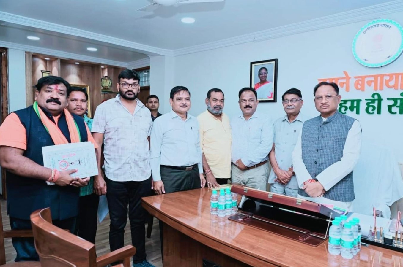 मुख्यमंत्री से पारम्परिक मार्शल आर्ट आयोग बनाने प्रशिक्षकों ने की मांग
