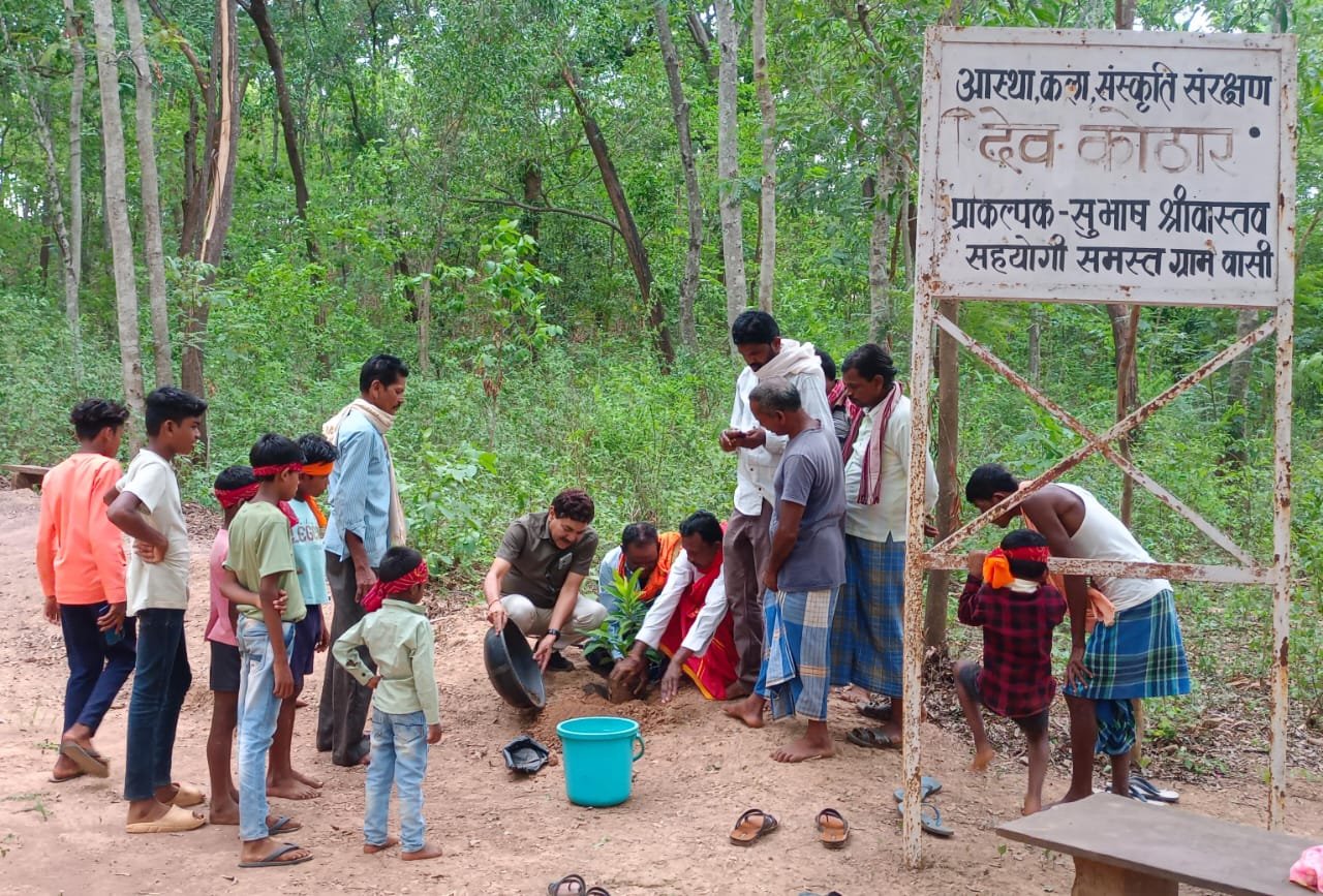 देव कोठार में पन्द्रह वर्षो से मनाया जा रहा विश्व पर्यावरण दिवस