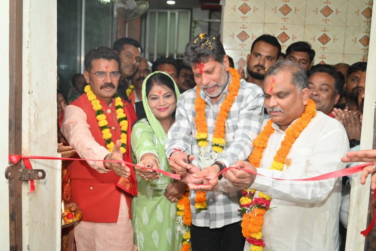 जगदलपुर विधायक ने किया श्री अंजनेश्वर व्यायामशाला का हुआ लोकार्पण