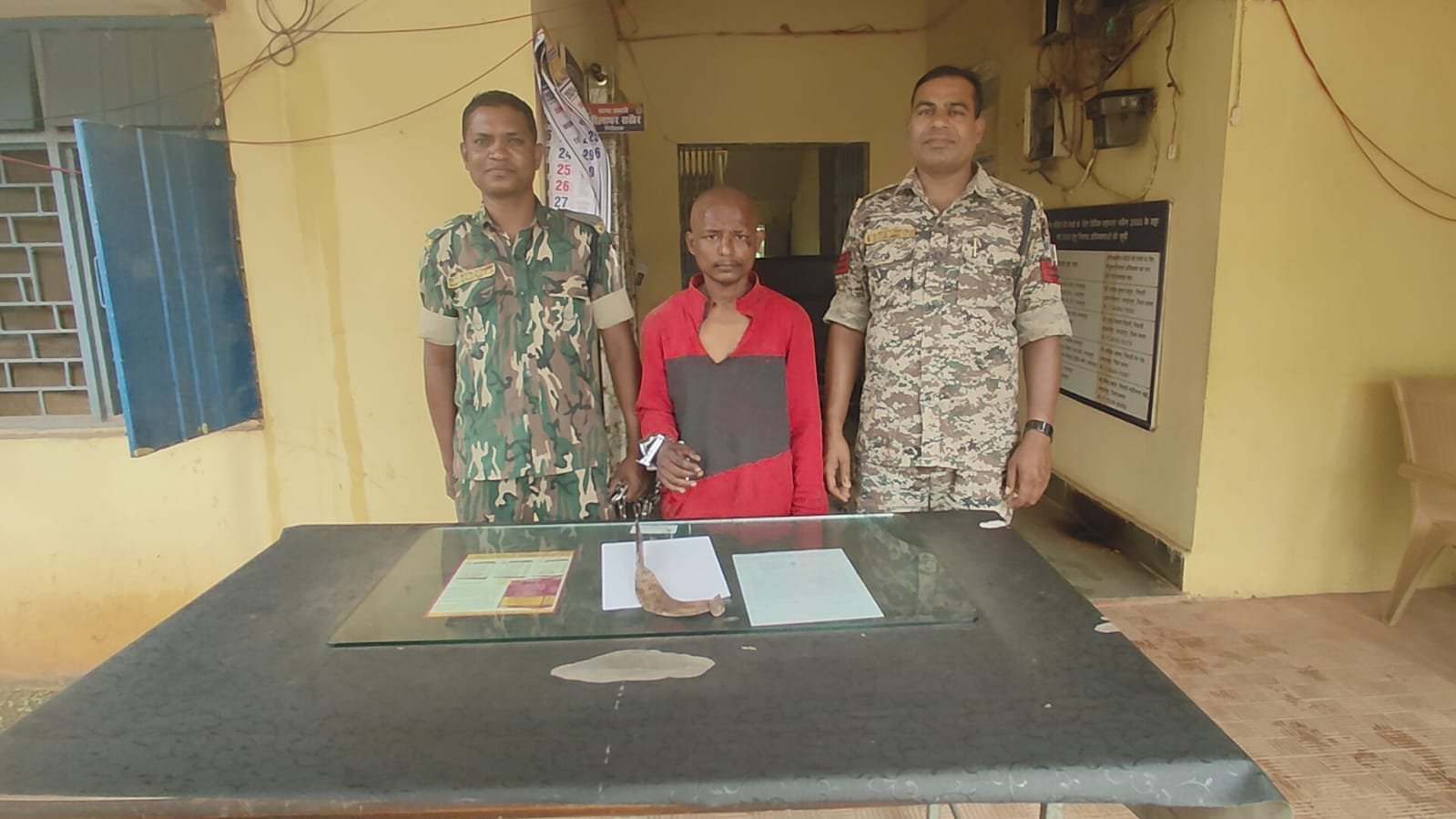 धारदार हथियार लहराकर गुंडागर्दी करने वाले को बस्तर पुलिस ने किया गिरफ्तार