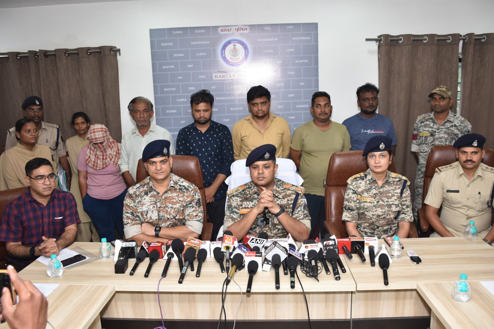 फर्जी ट्रेडिंग इन्वेस्टमेंट फ्रॉड गिरोह के 6 आरोपी गिरफ्तार, हुई 29 लाख की ठगी