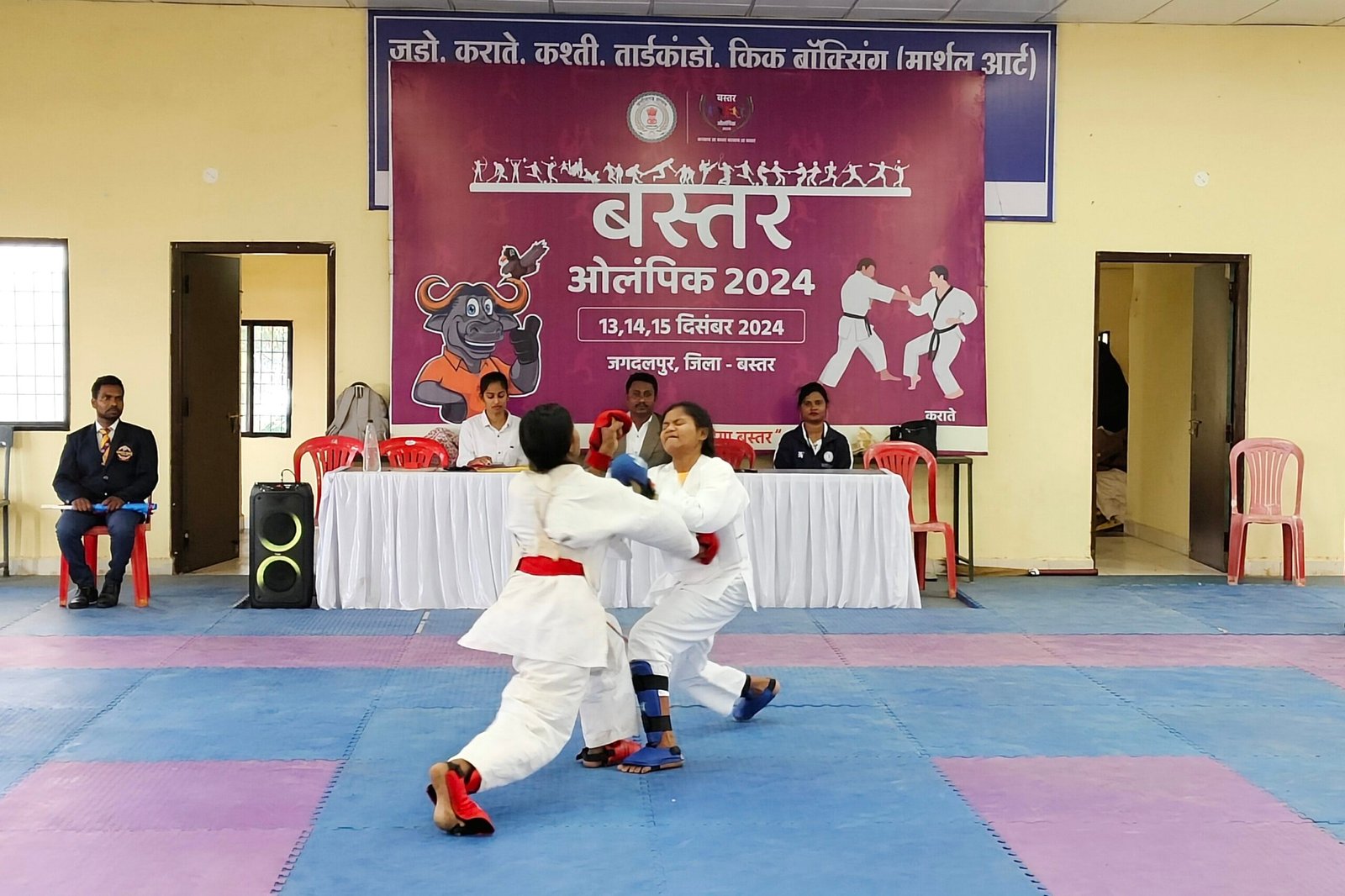संभाग स्तरीय बस्तर ओलम्पिक का हुआ आगाज, विभिन्न स्पर्धा में खिलाड़ियों ने दिखाया दमखम