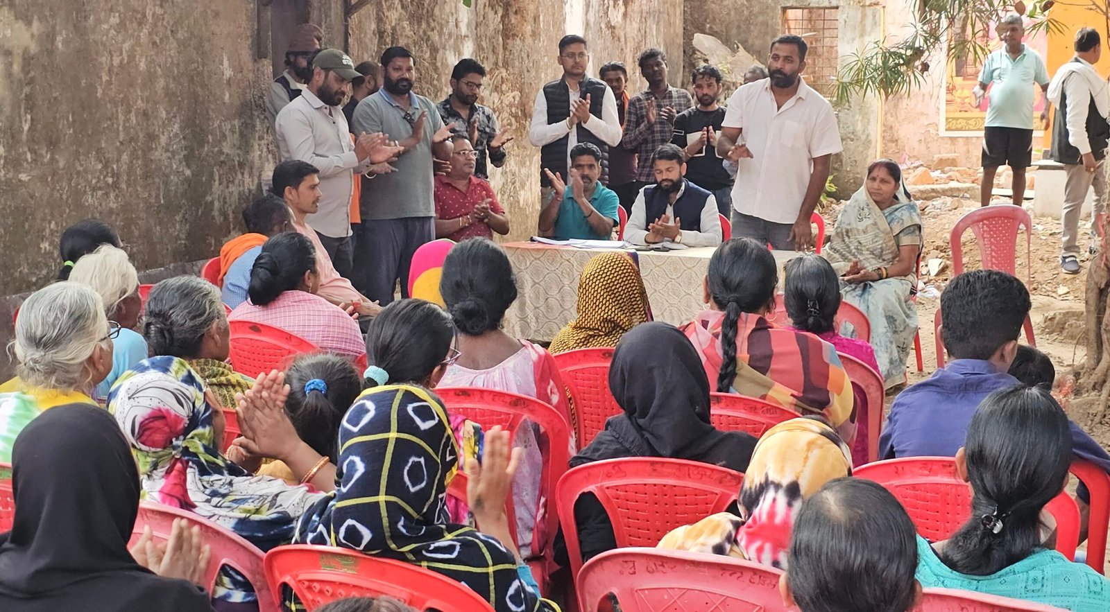 पंडित दीनदयाल उपाध्याय वार्ड में निकाय चुनाव को लेकर कांग्रेस की हुई बैठक