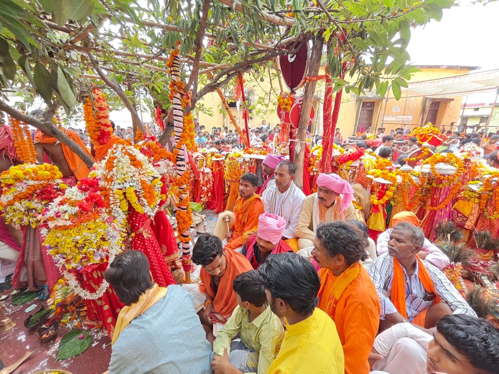 कुटुंब जात्रा’ रस्म के साथ हुई देवी-देवताओं की ससम्मान विदाई