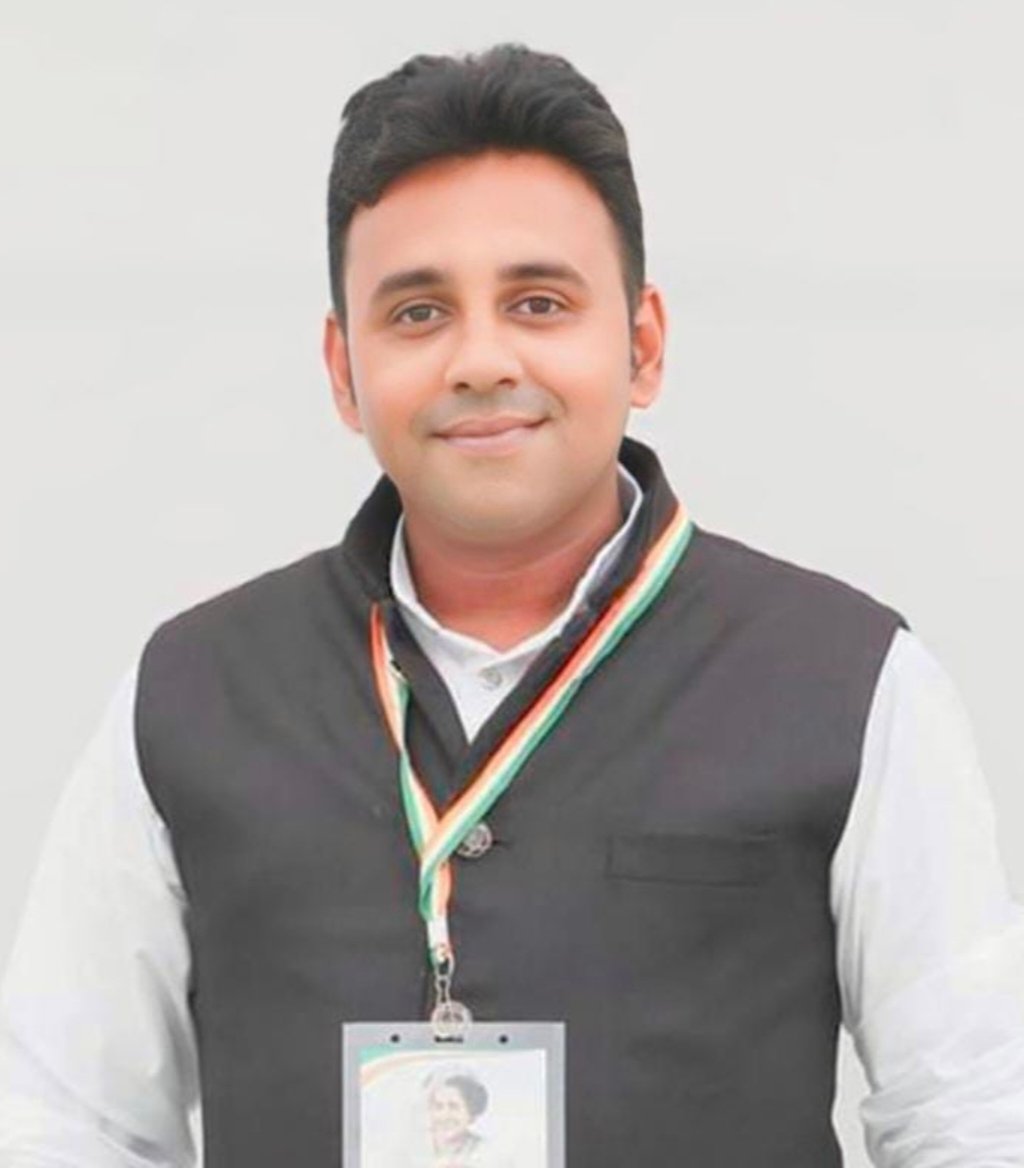 बस्तरवासियों के स्वास्थ्य को निजी हाथों में सौंपकर मुकदर्शक बनी भाजपा सरकार : जावेद खान