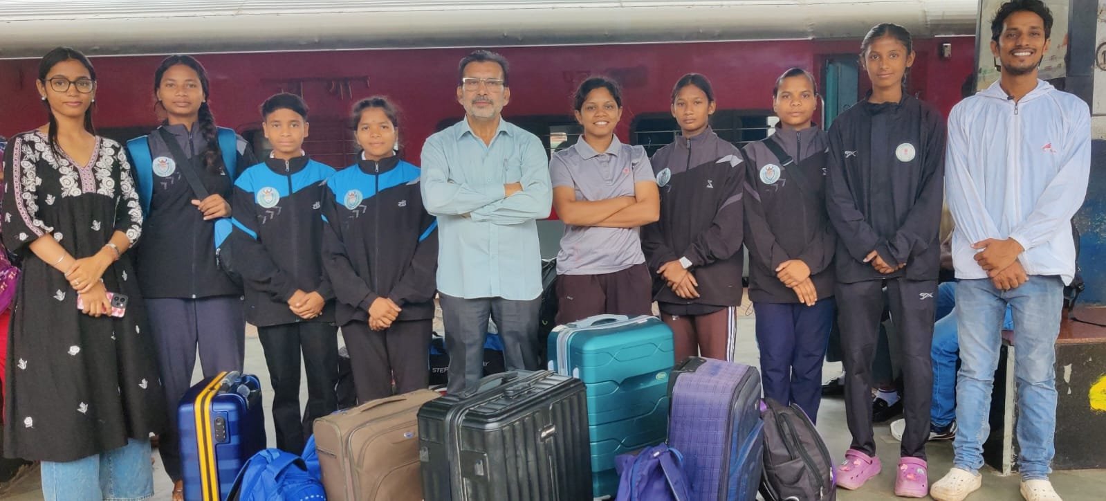 17वीं राष्ट्रीय थाईबॉक्सिंग चैंपियनशिप में भाग लेने छत्तीसगढ़ के खिलाड़ी रवाना