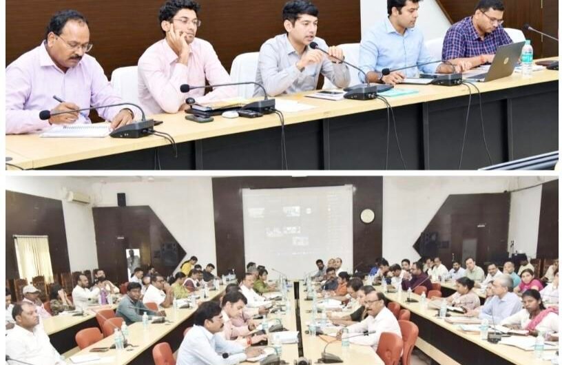 बस्तर में असाक्षरों को साक्षर बनाने का महाभियान शुरू, नव भारत साक्षरता की दिलाई शपथ