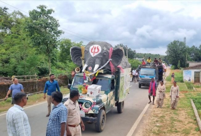 हाथियों की स्मृति में वर्षों से मनाया जा रहा गणेश उत्सव