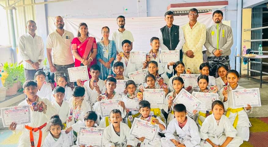 इंडो-नेपाल कराटे चैंपियनशिप के पदक विजेताओं का हुआ सम्मान